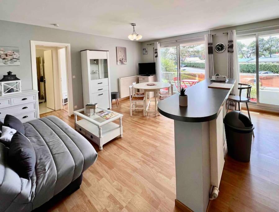 Appartement Sur Le Port. Grandcamp-Maisy Eksteriør billede